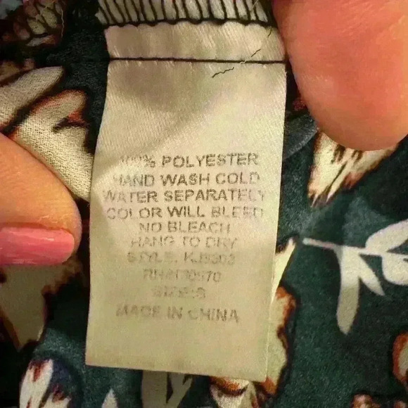 Women’s Katia Throw Over - Picture 6 of 9